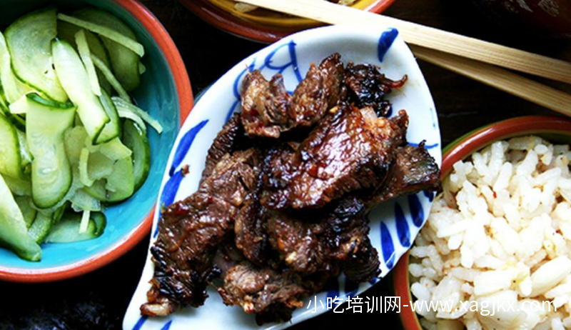 烤牛肉配苹果黄瓜渍菜【制作方式】